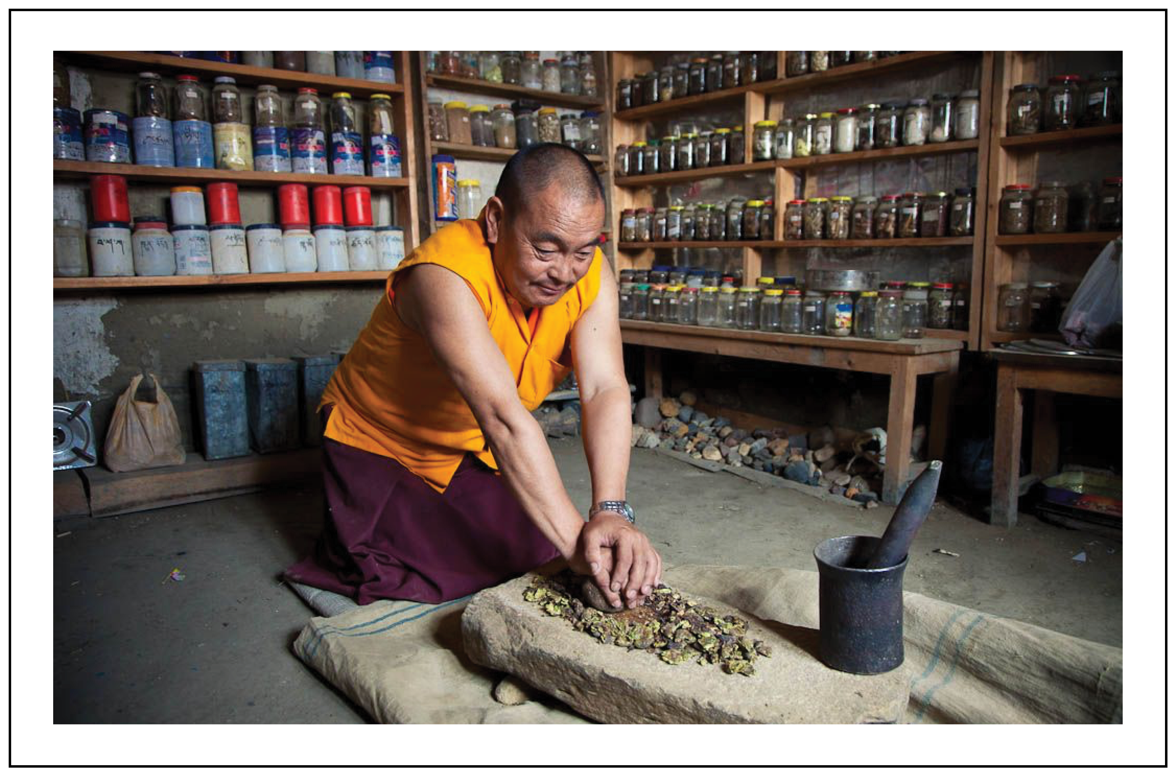 Preparing traditional Tibetan medicines